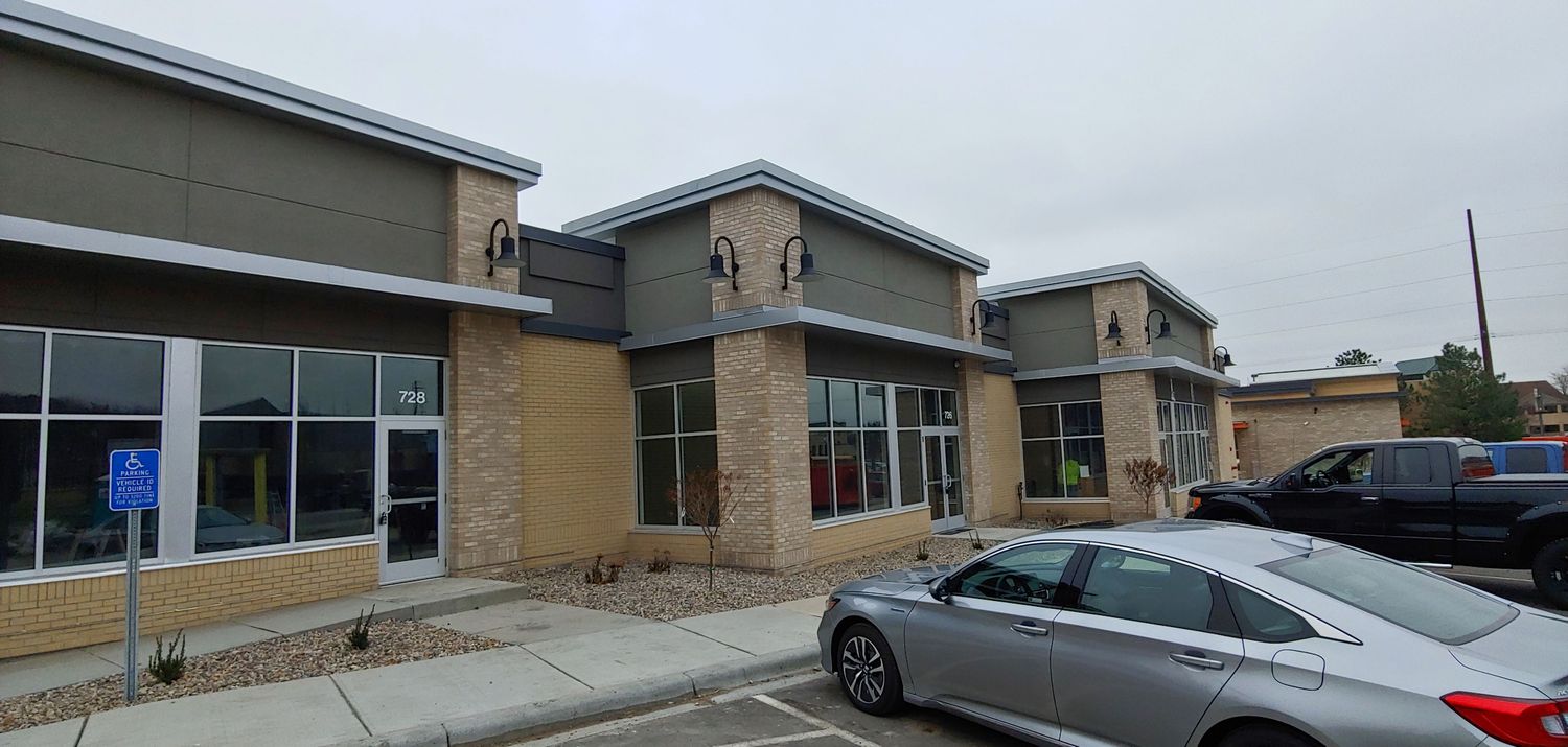 Chaska Retail Multi-Tenant Retail For Lease: 700 N Chestnut St, Chaska, MN 55318